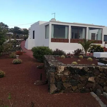 Sleeps 2 Pool Wifi Casa de Férias Las Breñas